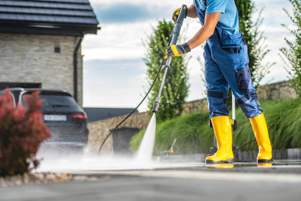 Best Gas Station Cleaning  in Hellertown, PA